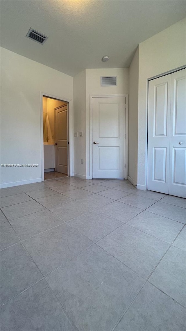 561 NE 208th Ter, Miami, FL 33179 - photo 12
