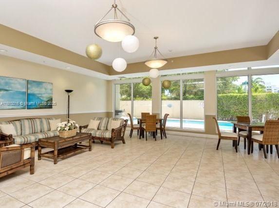 2425 SW 27th Ave Unit 705, Miami, FL 33145 - view of community lobby