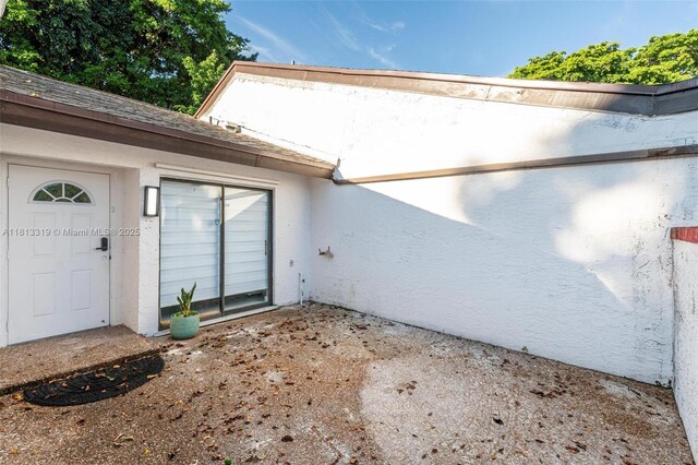9234 Wedgewood Ln Unit D7, Tamarac, FL 33321 - entrance to property featuring stucco siding