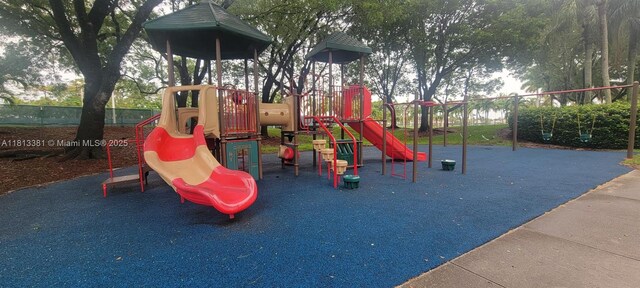 11218 NW 73rd Ter, Doral, FL 33178 - photo 28