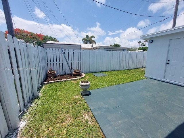 4579 NW 16th Way, Tamarac, FL 33309 - view of yard with a patio area
