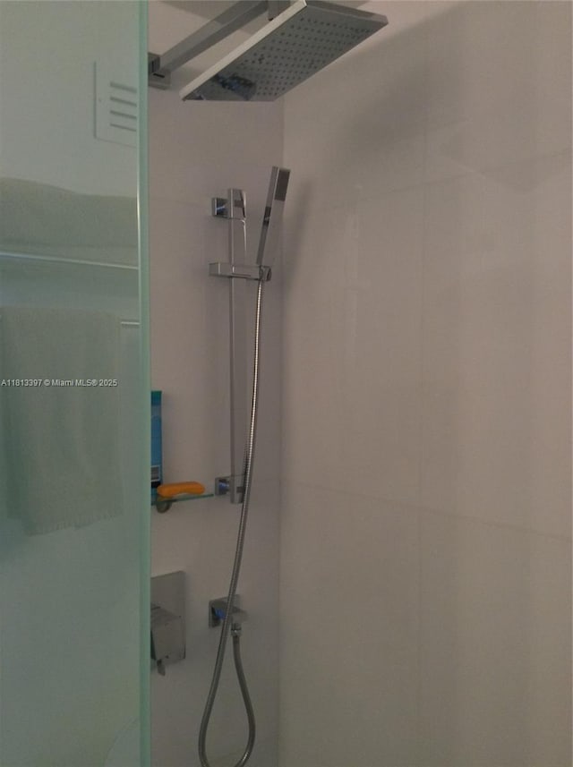 100 Lincoln Rd Unit 1214, Miami Beach, FL 33139 - bathroom view of a walk in shower