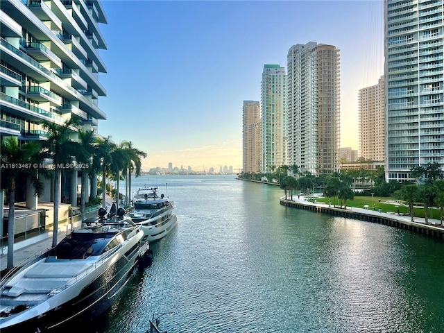 200 Biscayne Boulevard Way Unit 3904, Miami, FL 33131 - water view featuring skyline