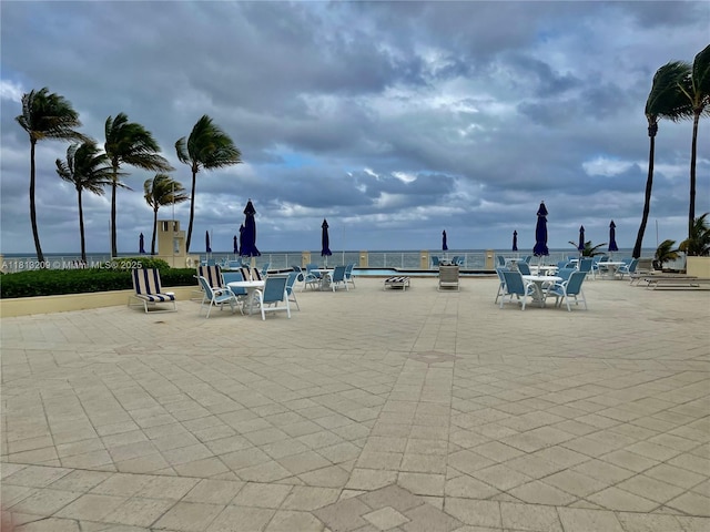 3475 S Ocean Blvd Unit 1130, Palm Beach, FL 33480 - surrounding community featuring a patio area