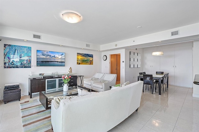 19400 Turnberry Way Unit 1131, Aventura, FL 33180 - living area with light tile patterned flooring