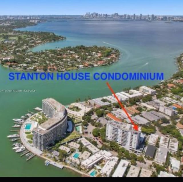 6900 Bay Dr Unit 10D, Miami Beach, FL 33141 - view of urban area featuring a large body of water