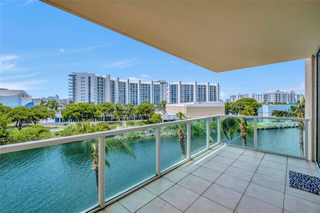 3330 NE 190th St Unit 416, Aventura, FL 33180 - balcony featuring a water view
