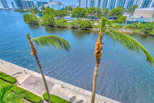 3330 NE 190th St Unit 416, Aventura, FL 33180 - water view