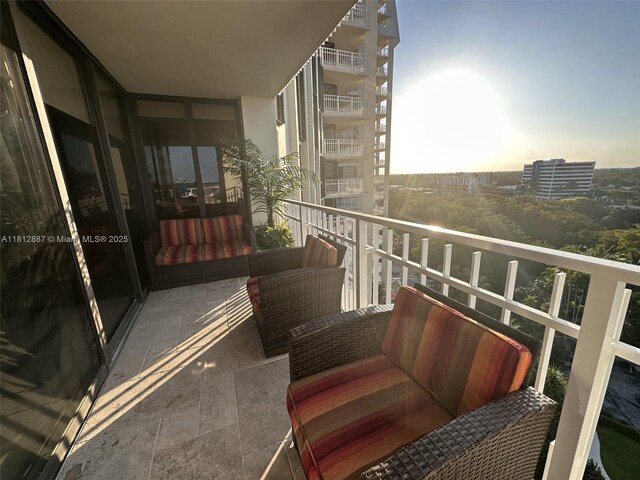 1000 Quayside Ter Unit 1101, Miami, FL 33138 - view of balcony
