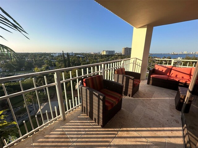 1000 Quayside Ter Unit 1101, Miami, FL 33138 - view of balcony