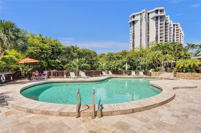 1000 Quayside Ter Unit 1101, Miami, FL 33138 - community pool with a patio area