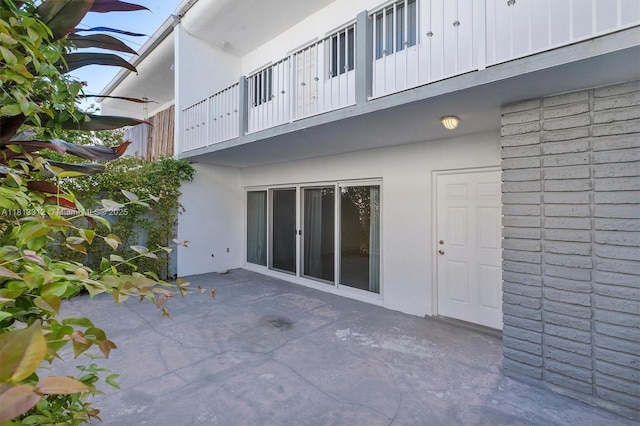 7342 Gary Ave, Miami Beach, FL 33141 - view of patio featuring a balcony