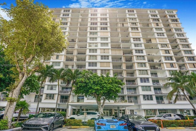 1865 79th St Unit 12G, North Bay Village, FL 33141 - spare room featuring baseboards and light tile patterned flooring