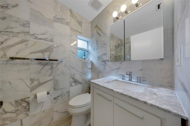 1237 Dove Ave, Miami Springs, FL 33166 - unfurnished bedroom with carpet floors, a closet, and ceiling fan