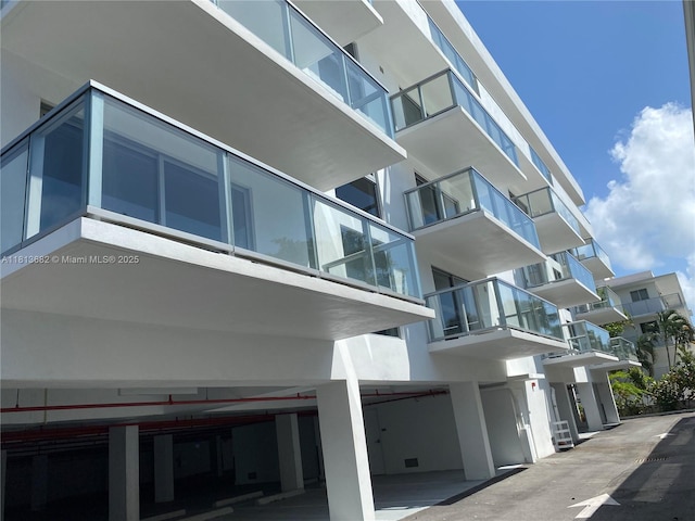 10250 Collins Ave Unit Ph1, Bal Harbour, FL 33154 - view of apartment building / complex