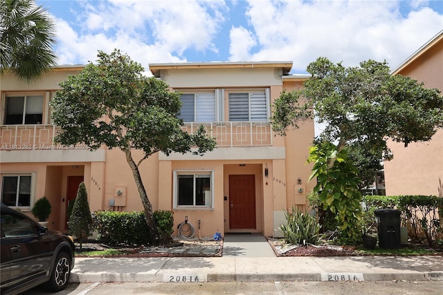 20816 NW 2nd St, Pembroke Pines, FL 33029 - view of property with stucco siding