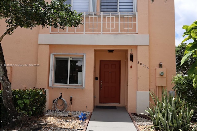 20816 NW 2nd St, Pembroke Pines, FL 33029 - property entrance featuring stucco siding