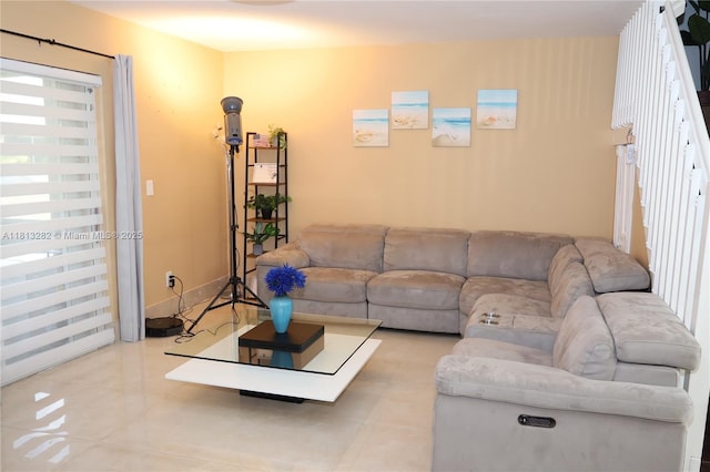20816 NW 2nd St, Pembroke Pines, FL 33029 - view of living area