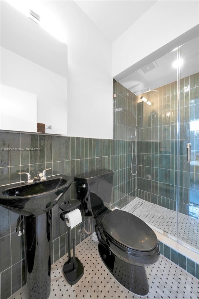 6320 Dolphin Dr, Coral Gables, FL 33158 - full bath featuring tile walls and a stall shower