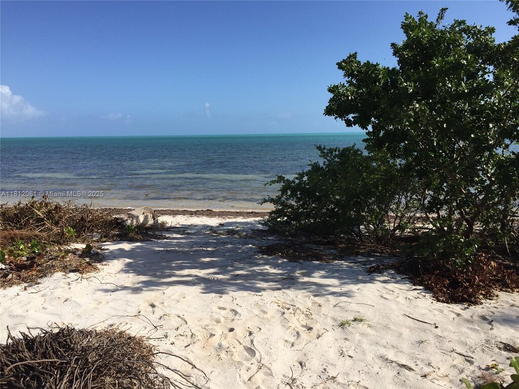 65820 Overseas Hwy, Long Key, FL 33001 - photo 1