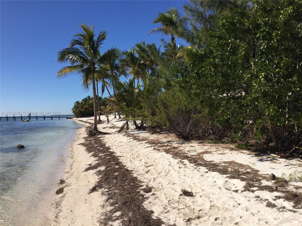 65820 Overseas Hwy, Long Key, FL 33001 - photo 2