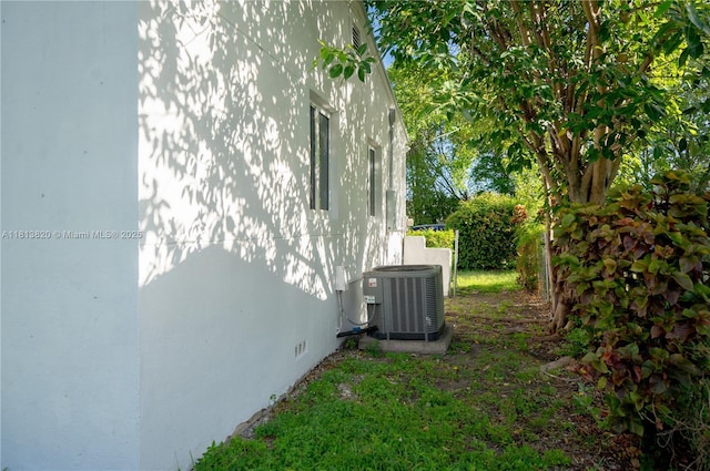 1380 NW 39th St, Miami, FL 33142 - photo 23