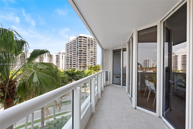 21205 Yacht Club Dr Unit 707, Aventura, FL 33180 - photo 28