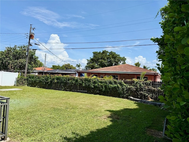 1525 SW 18th St, Miami, FL 33145 - view of yard