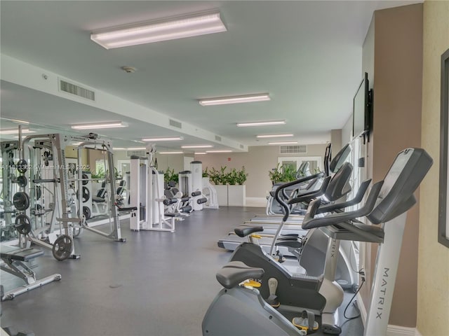3000 Coral Way Unit 715, Miami, FL 33145 - view of gym