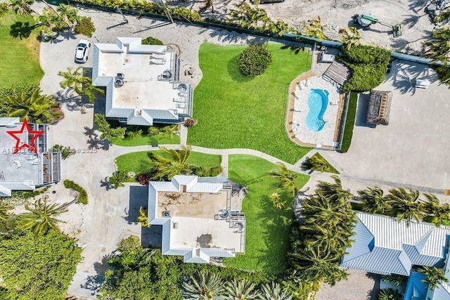 140 Aregood Ln Unit C2, Plantation Key, FL 33036 - aerial view of a pool area