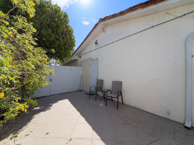 1715 SW 102nd Ct, Miami, FL 33165 - view of patio / terrace