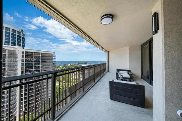 2901 S Bayshore Dr Unit 17G/H, Miami, FL 33133 - balcony with a water view