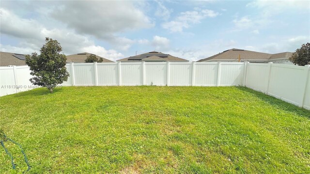 486 Disa Dr, Davenport, FL 33837 - view of yard