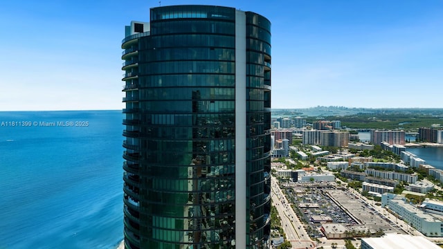 18555 Collins Ave Unit 4603, Sunny Isles Beach, FL 33160 - city view featuring a nearby body of water