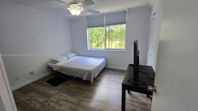 3995 W Mcnab Rd Unit B212, Pompano Beach, FL 33069 - bedroom with ornamental molding, wood finished floors, a textured ceiling, and ceiling fan