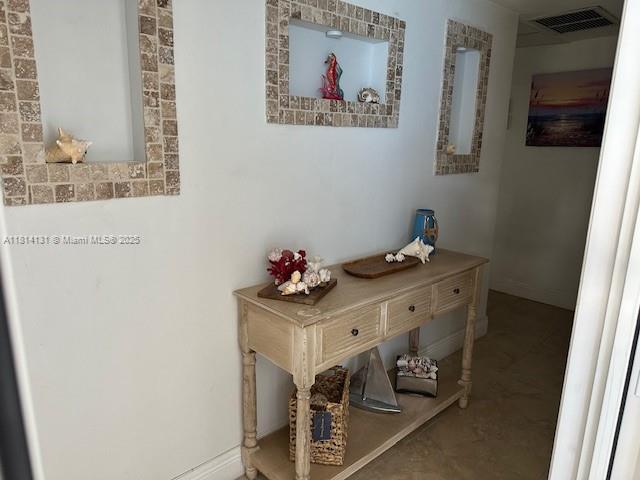 320 S Surf Rd Unit 305, Hollywood, FL 33019 - photo 3