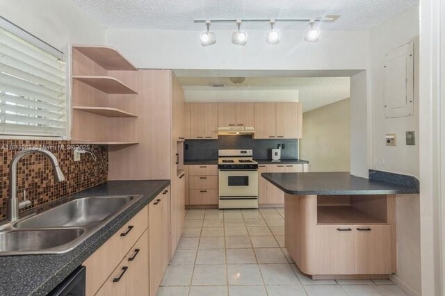 19810 Eagle Nest Rd, Cutler Bay, FL 33157 - photo 10