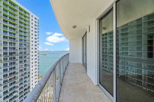 1750 N Bayshore Dr Unit 2809, Miami, FL 33132 - balcony featuring a water view
