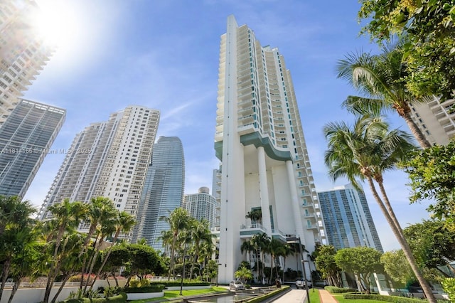 900 Brickell Key Blvd Unit 1702, Miami, FL 33131 - view of building exterior featuring a view of city