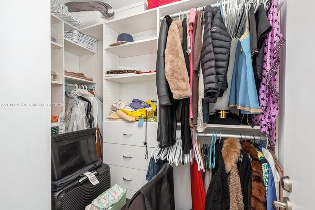 900 Brickell Key Blvd Unit 1702, Miami, FL 33131 - view of walk in closet