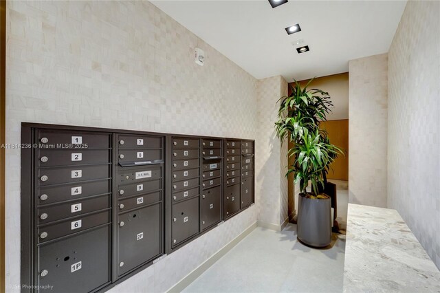 9901 W Bay Harbor Dr Unit 601, Bay Harbor Islands, FL 33154 - view of community with mail area