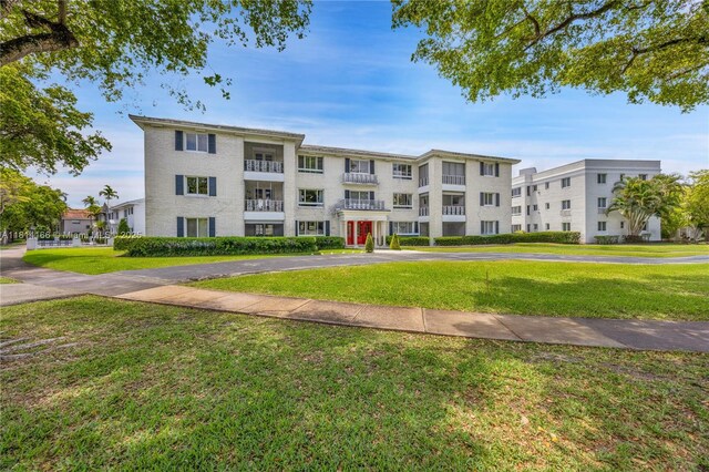 2825 Granada Blvd Unit 3B, Coral Gables, FL 33134 - view of apartment building / complex