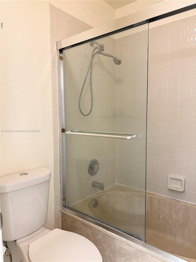 3564 Magellan Cir Unit 213-1, Aventura, FL 33180 - full bath featuring toilet and enclosed tub / shower combo