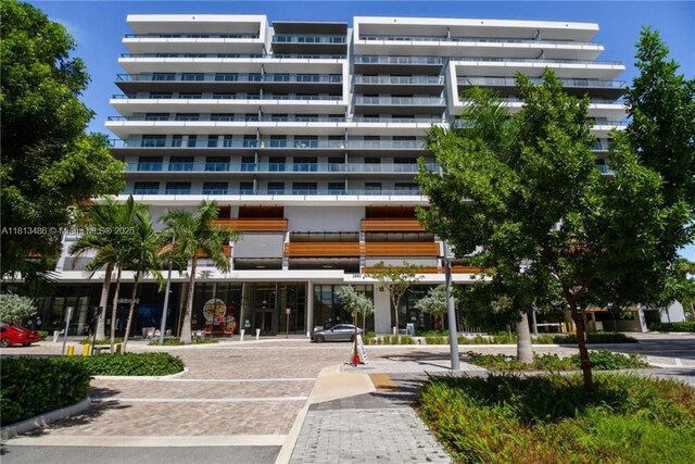 2960 NE 207th St Unit 606, Aventura, FL 33180 - photo 37