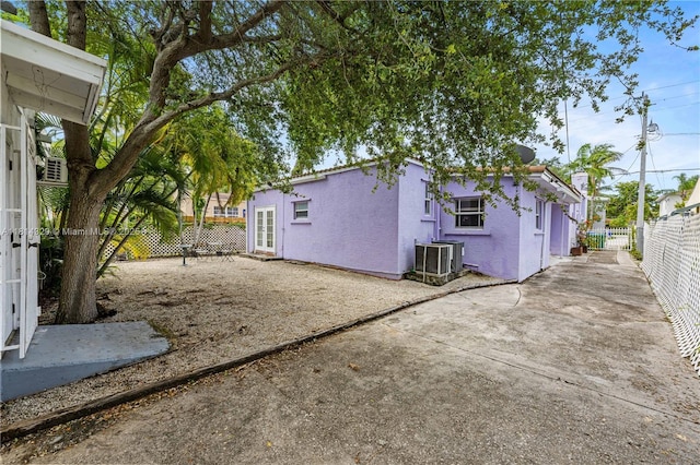 531 NE 71st St, Miami, FL 33138 - photo 3
