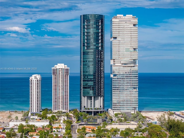 18555 Collins Ave Unit 2105, Sunny Isles Beach, FL 33160 - view of urban area featuring a nearby body of water