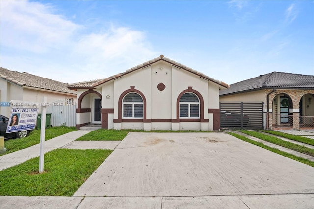 2627 W 69th Ter, Hialeah, FL 33016 - photo 4