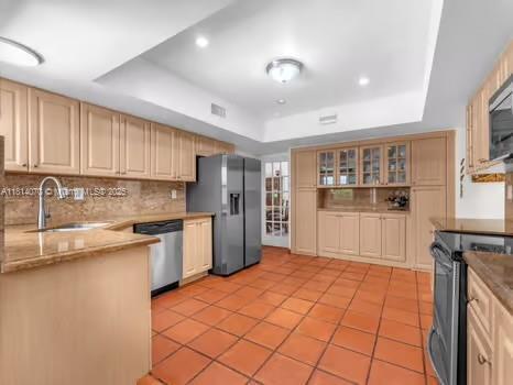 915 Country Club Prado, Coral Gables, FL 33134 - photo 18