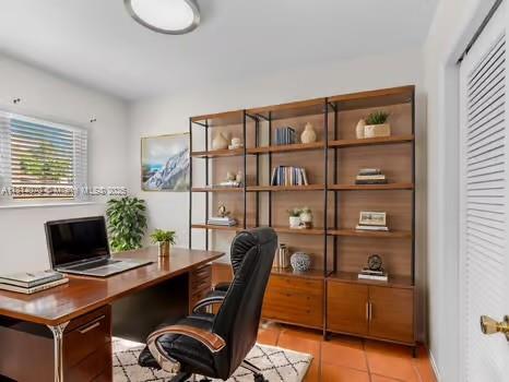 915 Country Club Prado, Coral Gables, FL 33134 - photo 25