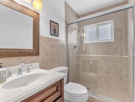 915 Country Club Prado, Coral Gables, FL 33134 - photo 27